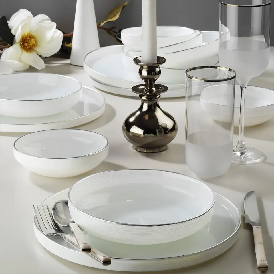 Fecra Circle Beyaz Gümüş Fileli 18 Parça Yemek Takımı